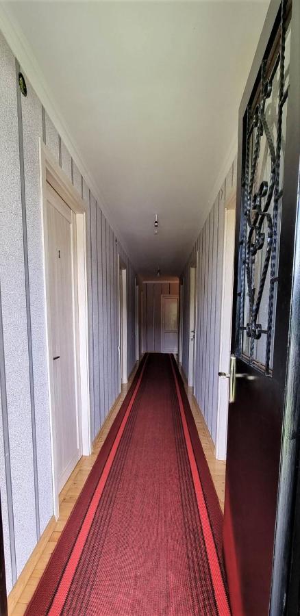 Betegi Guest House メスティア エクステリア 写真